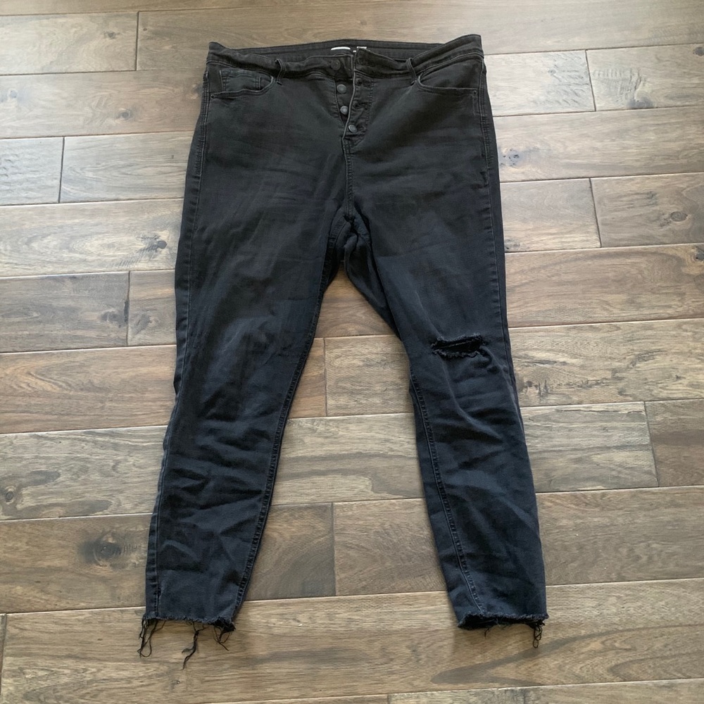 Old Navy WMNS Super Skinny Rockstar Jeans. Sz 16.
